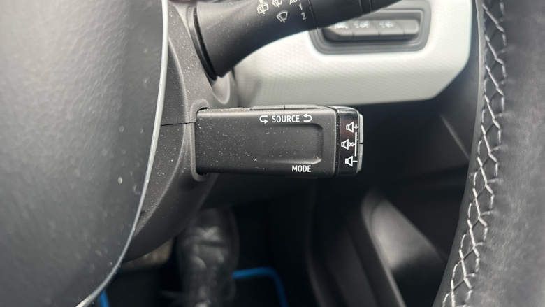 Renault Clio 1.6 E-TECH full hybrid 145 Techno 5dr Auto Hybrid Hatchback